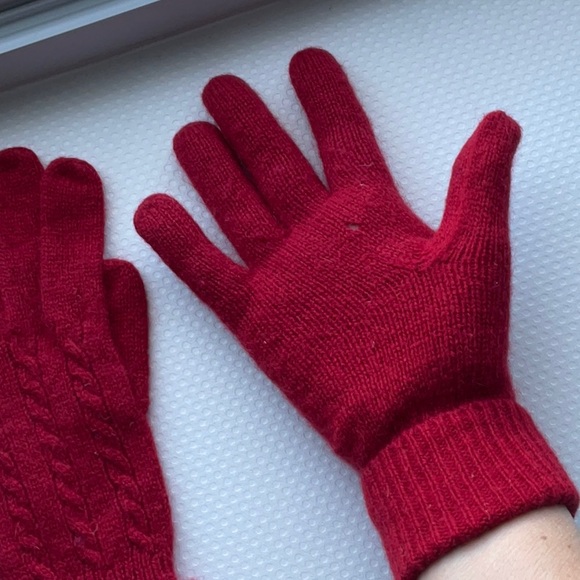NWOT Lauren Ralph Lauren / Wool Mix / Gloves / Bright Red - Picture 3 of 9